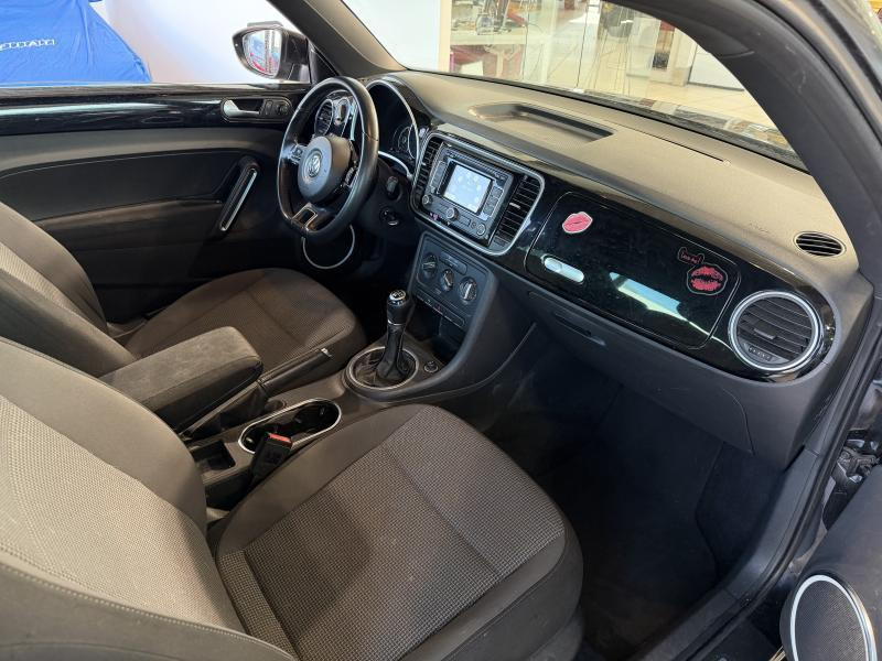 Used VOLKSWAGEN Beetle Beetle II Design 2012 BLACK € 3650 in Wavre