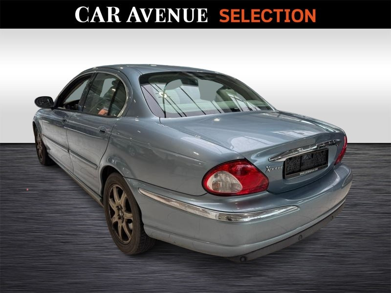 Used JAGUAR X-Type 2.0 A/T ESS 2002 BLUE € 1250 in Wavre