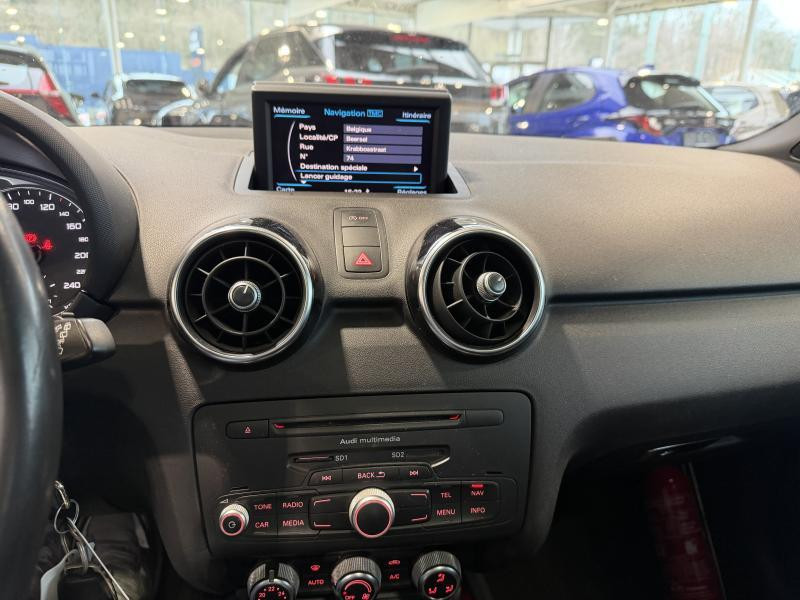 Used AUDI A1 Ambition 2013 ORANGE € 5000 in Wavre