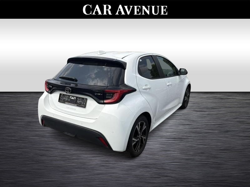Occasion TOYOTA Yaris 1.5 TNGA HEV Iconic 2024 WHITE 25690 € à Wavre