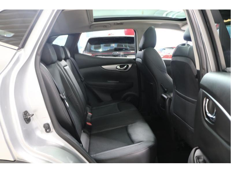 Used NISSAN Qashqai Tekna 1.2 DIG-T 85kW 2017 SILVER € 13490 in Wavre