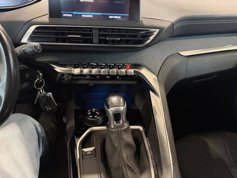 Used PEUGEOT 3008 II GT Line 1.2 2020 GREY € 13000 in Wavre