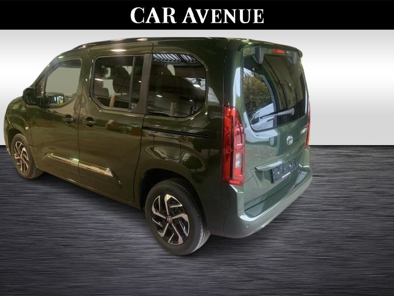 Occasion TOYOTA PROACE CITY Verso 1.2L Petrol Family 5pl  GREEN 29790 € à Wavre