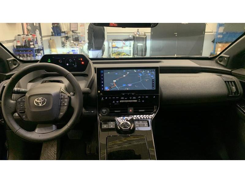 Occasion TOYOTA bZ4X Style 2024 BLUE 46390 € à Wavre