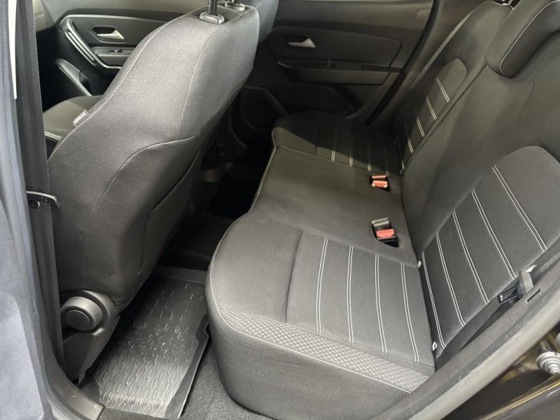 Used DACIA Duster II Expression 2023 GREY € 18990 in Seraing