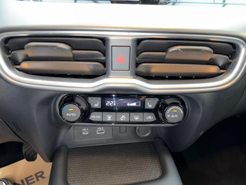 Used NISSAN Juke ACENTA 1.0 DIG-T 2024 BURGUNDY € 18890 in Wavre