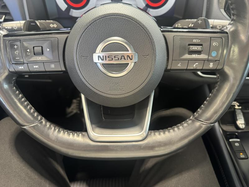 Used NISSAN Qashqai TEKNA + DESIGN PACK 2022 SILVER € 21990 in Wavre