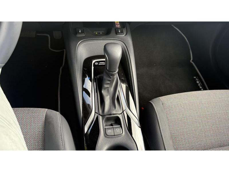 Occasion TOYOTA Corolla 1.8 Hybrid HB Style  BLACK 34490 € à Wavre