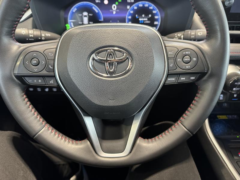 Used TOYOTA RAV4 Style + PLUG IN HYBRID - full options 2023 BLUE € 42990 in Wavre