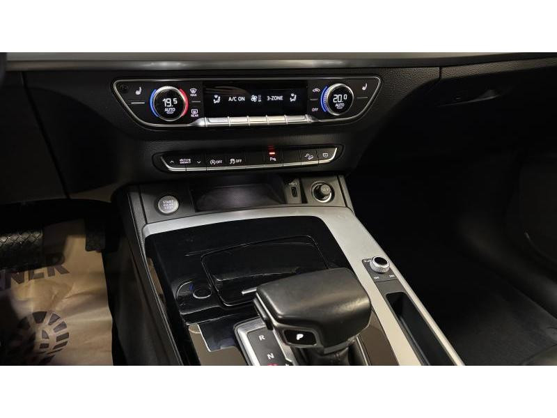 Used AUDI Q5 S-Line QUATTRO 2021 BLACK € 34990 in Seraing