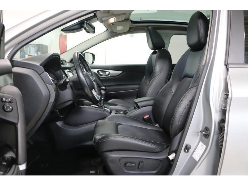 Used NISSAN Qashqai Tekna 1.2 DIG-T 85kW 2017 SILVER € 13490 in Wavre