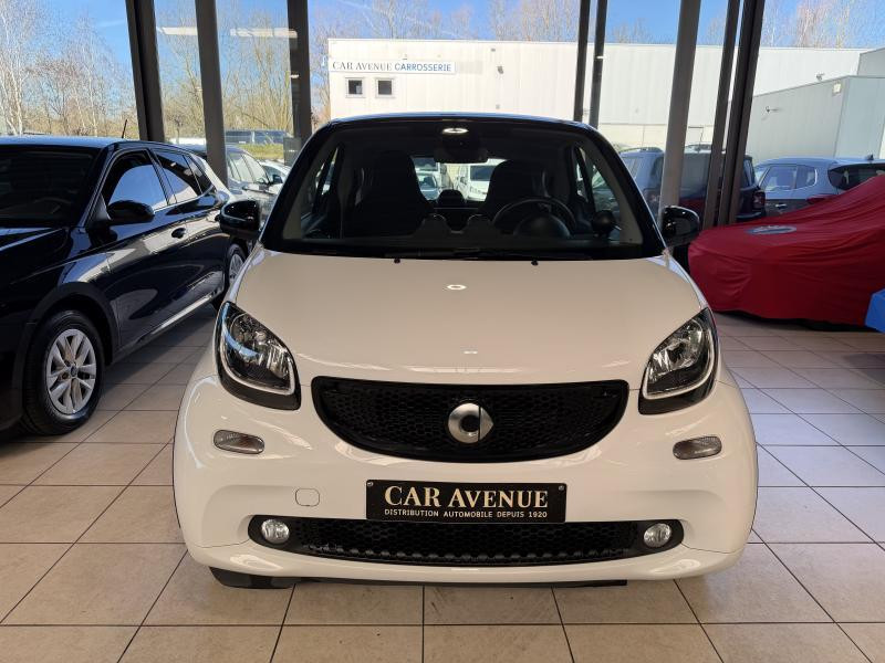 Used SMART Fortwo Coupe A/T 1.0i DCT 52kW 2017 WHITE € 10490 in Wavre
