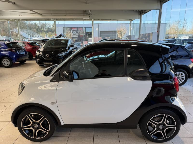 Used SMART Fortwo Coupe A/T 1.0i DCT 52kW 2017 WHITE € 10490 in Wavre