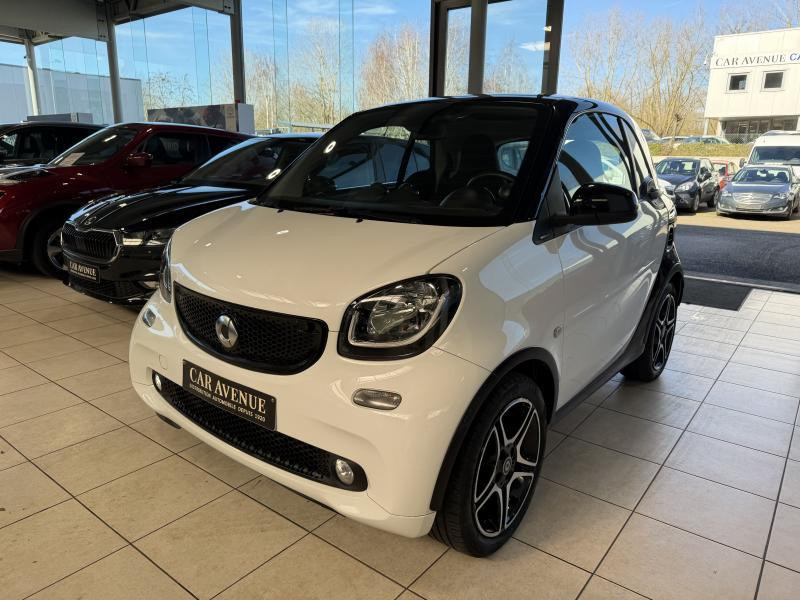 Used SMART Fortwo Coupe A/T 1.0i DCT 52kW 2017 WHITE € 10490 in Wavre