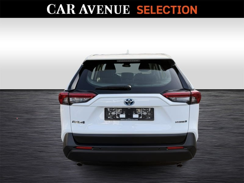 Occasion TOYOTA RAV4 Dynamic 2.5 HSD 131kW 2024 WHITE 35690 € à Wavre