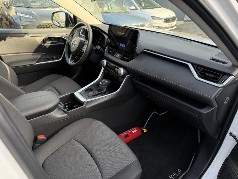 Occasion TOYOTA RAV4 Dynamic 2.5 HSD 131kW 2024 WHITE 35690 € à Wavre