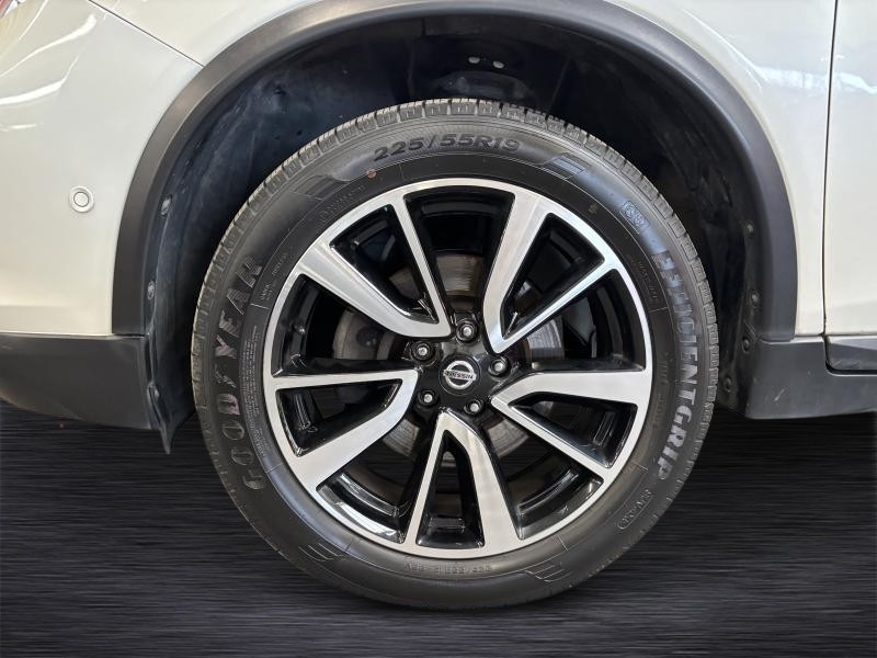 Used NISSAN X-Trail TEKNA 2021 WHITE € 20990 in Seraing