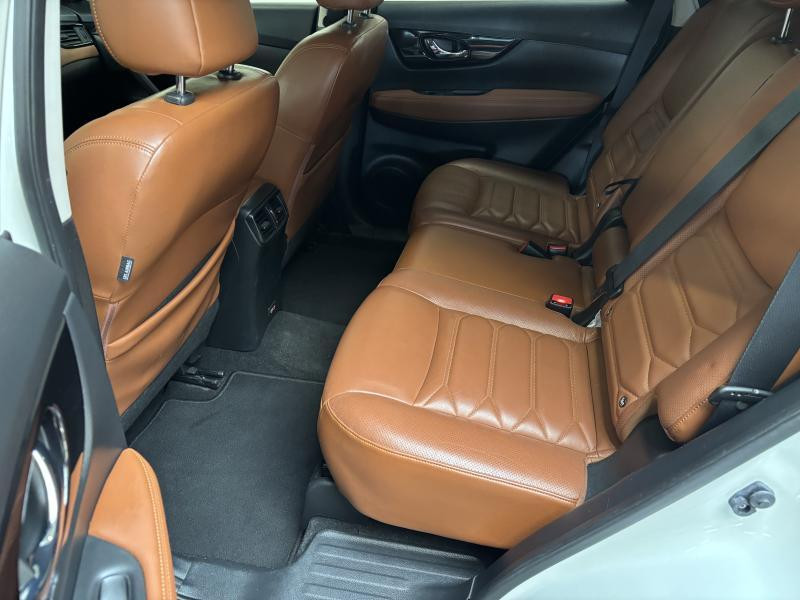 Used NISSAN X-Trail TEKNA 2021 WHITE € 20990 in Seraing