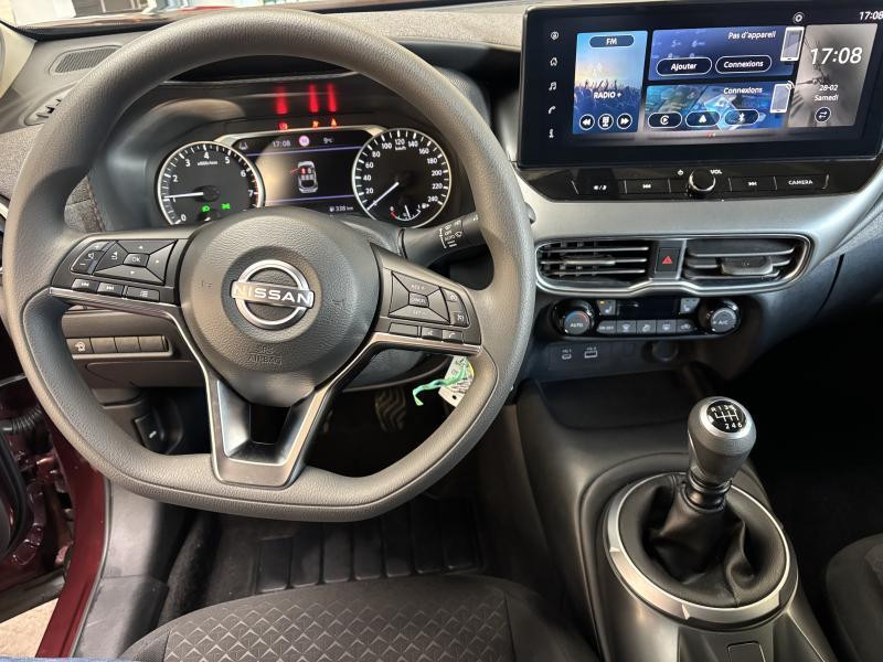 Used NISSAN Juke MY24 ACENTA + Comfort Pack 2024 BURGUNDY € 17290 in Seraing