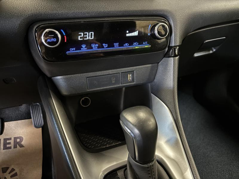 Used TOYOTA Yaris Dynamic 2024 GREY € 19490 in Seraing