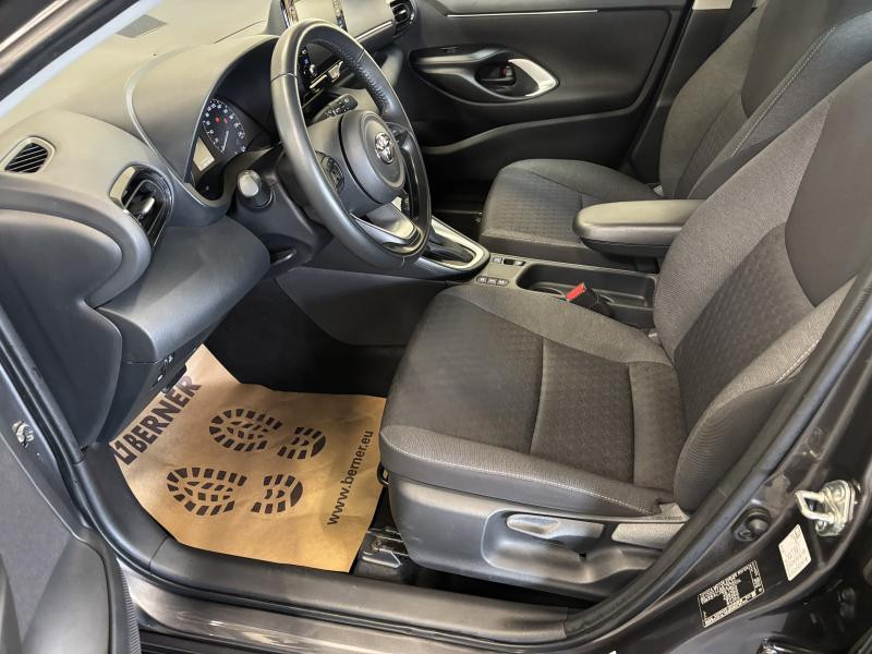 Used TOYOTA Yaris Dynamic 2024 GREY € 19490 in Seraing