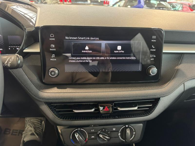 Used SKODA Fabia Selection DSG 7 1.0 ESS 2025 WHITE € 19990 in Wavre