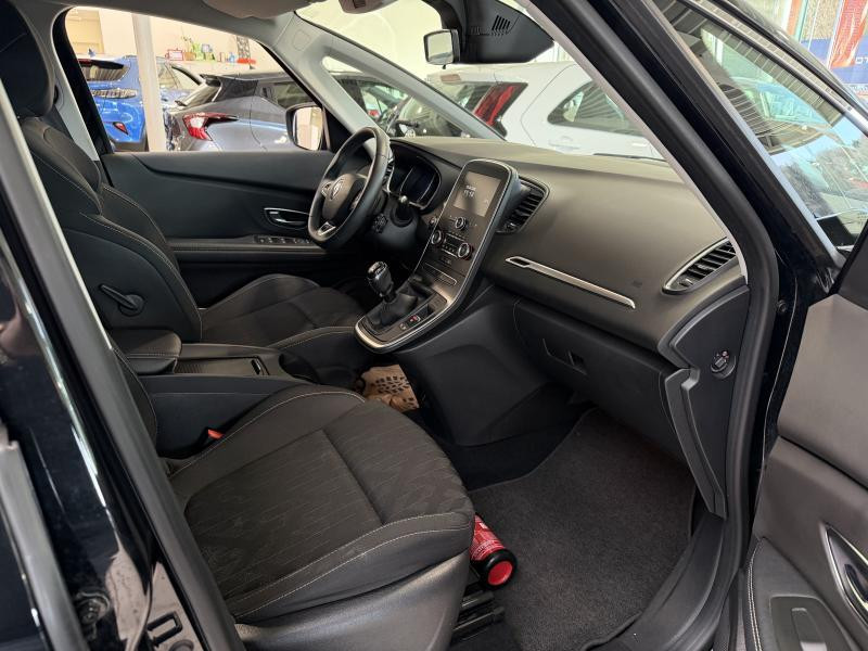 Used RENAULT Scenic - Limited 1.3 TCE 2019 BLACK € 12500 in Wavre