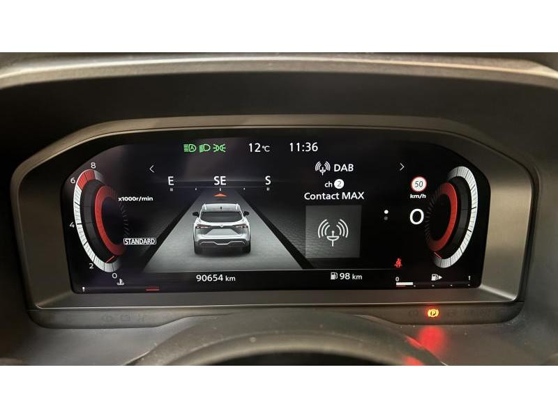 Occasion NISSAN Qashqai 1.3 MILD-HYBRID TEKNA 2022 RED 18990 € à Seraing