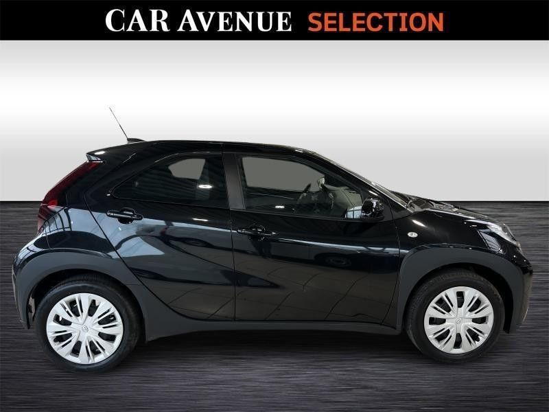 Used TOYOTA Aygo X X - PLAY  1.0 CVT 2025 BLACK € 17490 in Wavre