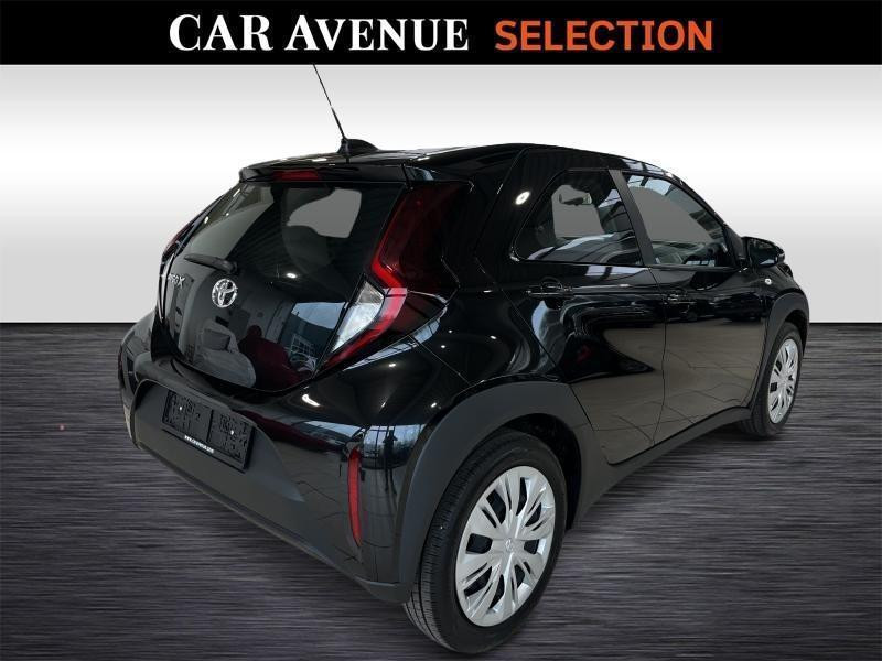 Used TOYOTA Aygo X X - PLAY  1.0 CVT 2025 BLACK € 17490 in Wavre