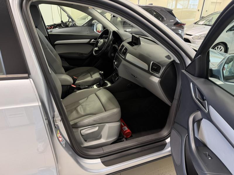 Used AUDI Q3 1.4 E 1.4 TFSI 2018 GREY € 16900 in Wavre