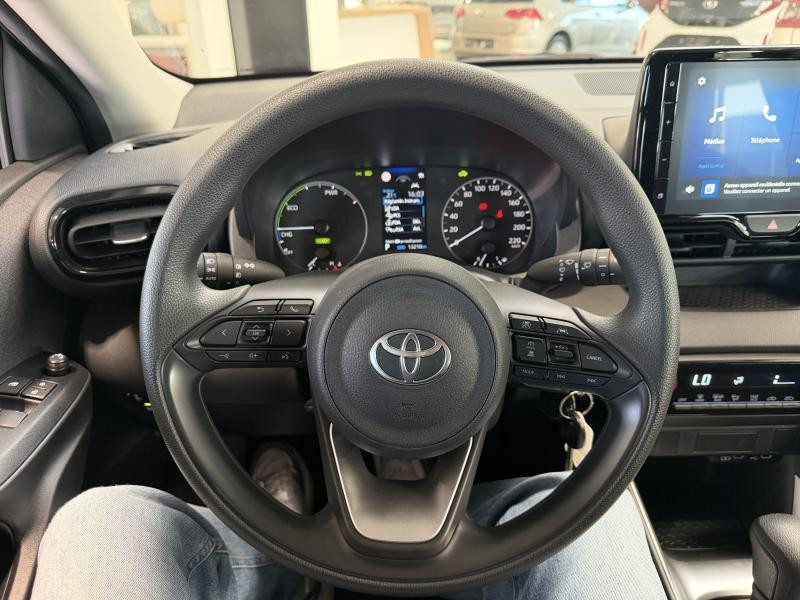 Occasion TOYOTA Yaris IV CVT DYNAMIC LHD 2025 SILVER 21990 € à Wavre