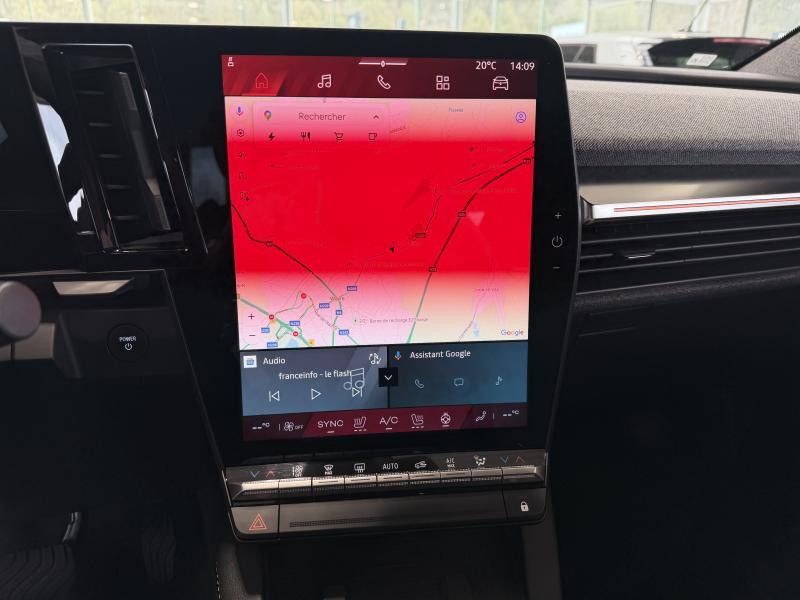 Used RENAULT Scenic E-Tech Long Range 160kW 2025 RED € 36990 in Wavre