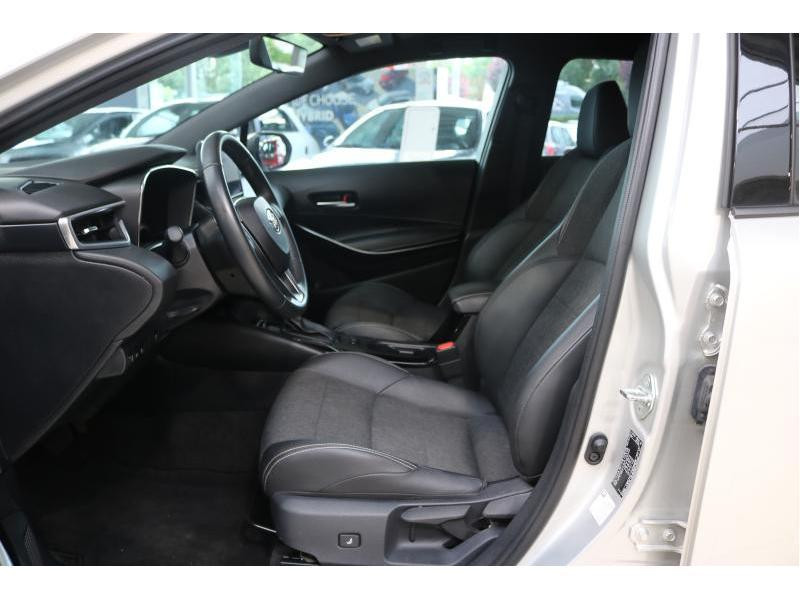 Occasion TOYOTA Corolla T/S 1.8 HSD Style 72kW 2023 SILVER 24190 € à Wavre