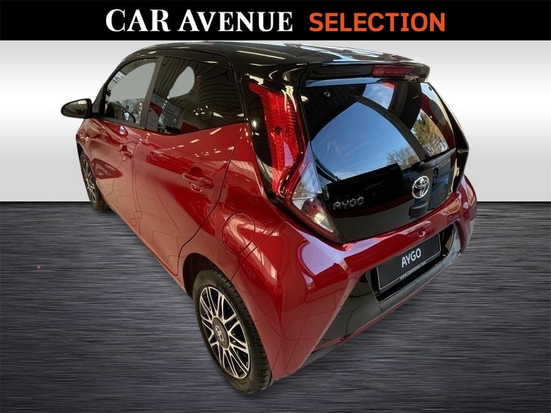 Used TOYOTA Aygo II X 2022 BURGUNDY € 12790 in Wavre
