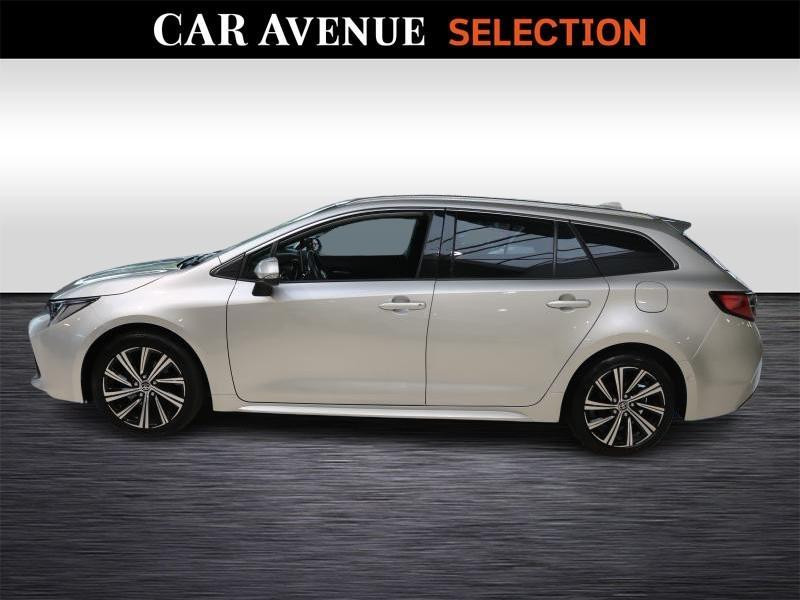 Occasion TOYOTA Corolla T/S 1.8 HSD Style 72kW 2023 SILVER 24190 € à Wavre