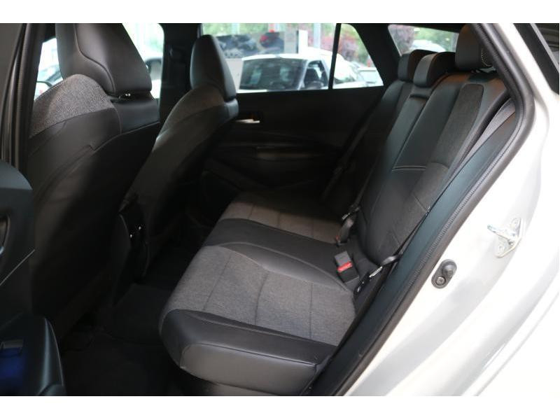 Occasion TOYOTA Corolla T/S 1.8 HSD Style 72kW 2023 SILVER 24190 € à Wavre