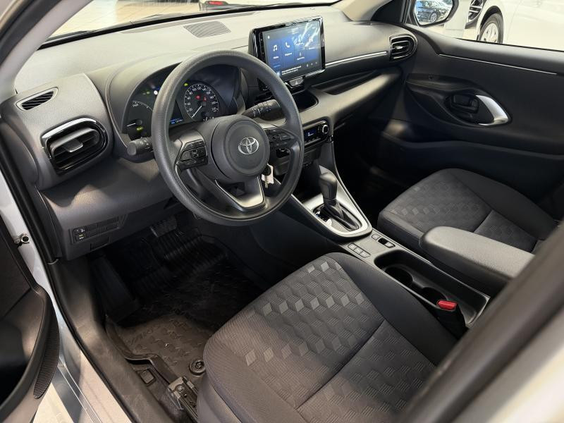 Occasion TOYOTA Yaris IV CVT DYNAMIC LHD 2025 SILVER 21990 € à Wavre
