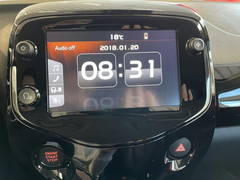 Used TOYOTA Aygo II X 2022 BURGUNDY € 12790 in Wavre