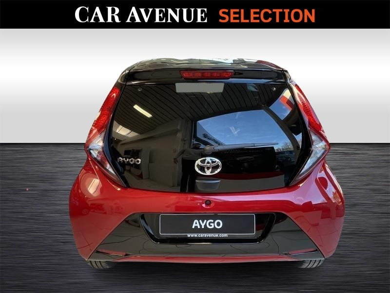 Used TOYOTA Aygo II X 2022 BURGUNDY € 12790 in Wavre