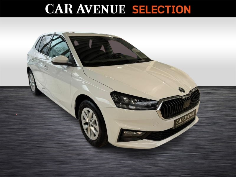 Used SKODA Fabia Selection DSG 7 1.2 ESS 2025 WHITE € 19990 in Wavre