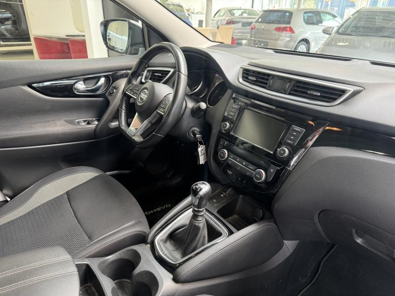 Used NISSAN Qashqai Urban Edition 1.3 DIG-T 103 kW 2020 ANTHRACITE € 15990 in Wavre