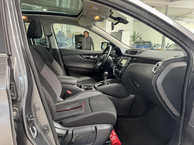 Used NISSAN Qashqai Urban Edition 1.3 DIG-T 103 kW 2020 ANTHRACITE € 15990 in Wavre
