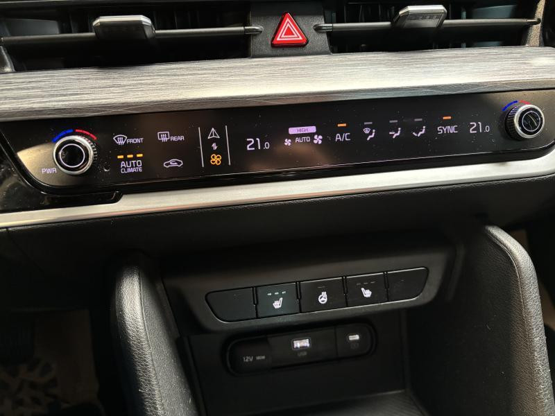 Used KIA Sportage 1.6 . 2022 BLACK € 21490 in Seraing