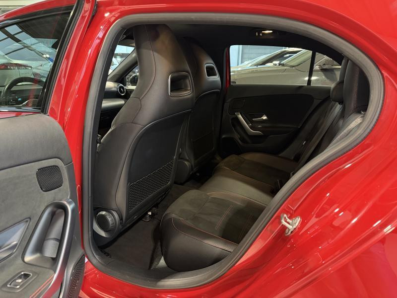 Used MERCEDES-BENZ Classe A 1.5 AMG LINE 2019 RED € 17790 in Wavre