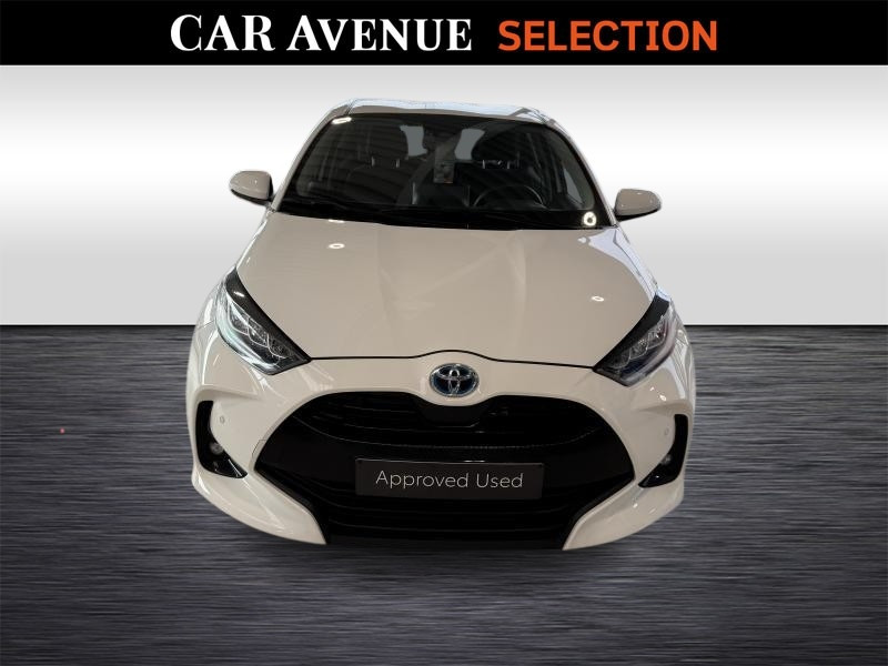 Used TOYOTA Yaris 1.5 HYBRID 2023 WHITE € 19390 in Wavre
