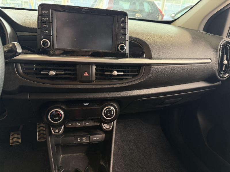 Used KIA Picanto Navi + Caméra 1.0i 49 kW 2018 RED € 10490 in Wavre