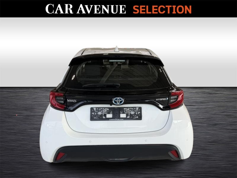 Used TOYOTA Yaris 1.5 HYBRID 2023 WHITE € 19390 in Wavre