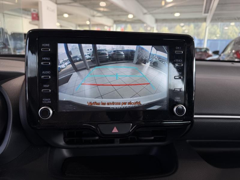 Used TOYOTA Yaris 1.5 HYBRID 2023 WHITE € 19390 in Wavre