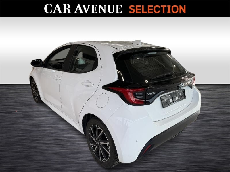 Used TOYOTA Yaris 1.5 HYBRID 2023 WHITE € 19390 in Wavre